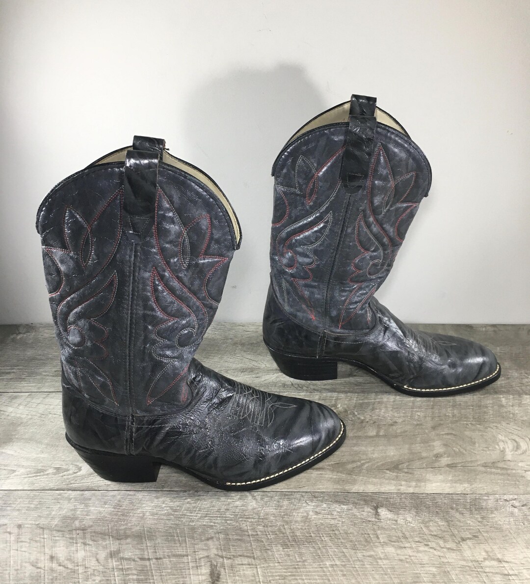 Vintage ACME Western Cowboy Boots Black Men\'s Size 9.5 EXTRA WIDE Vintage ACME Black Red Embroidered Western Cowboy Boots  main image 2