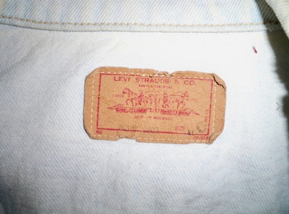 Vintage Levis Red Tag Light Wash Denim Jean Barn … - image 10