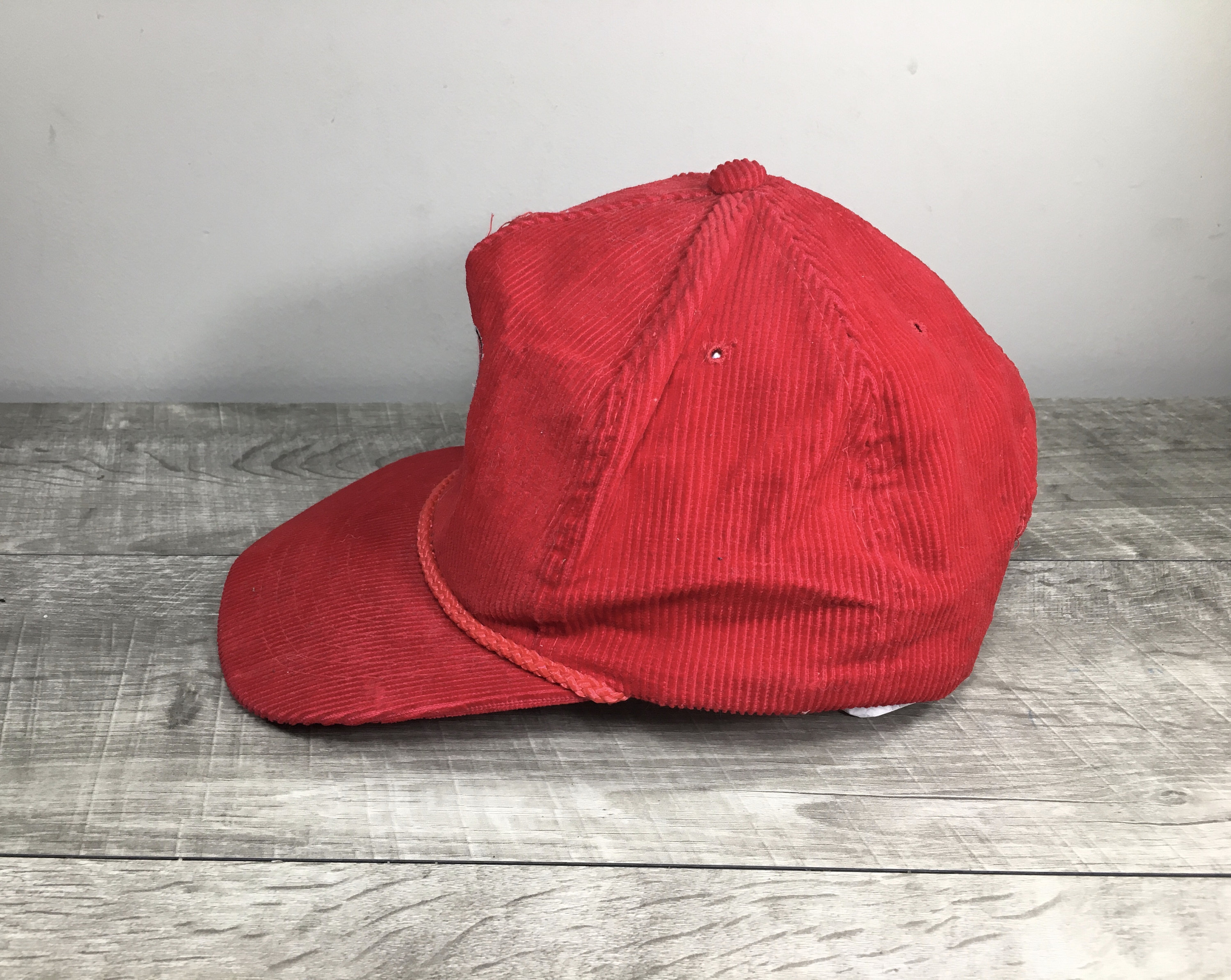 Vintage 90s Yupoong Calgary Flames NHL Red Corduroy Snapback Hat