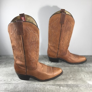 Vintage Dan Post Marlboro Gear Brown Leather Cowboy Men&#39;s Western Rancher Riding Pull On Boots Made in USA Size 8 Medium