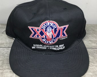 Gorra vintage NOS de los 90 de American Needle Super Bowl XXVI NFL negra con cierre ajustable, talla ajustable, hecha en Taiwán.