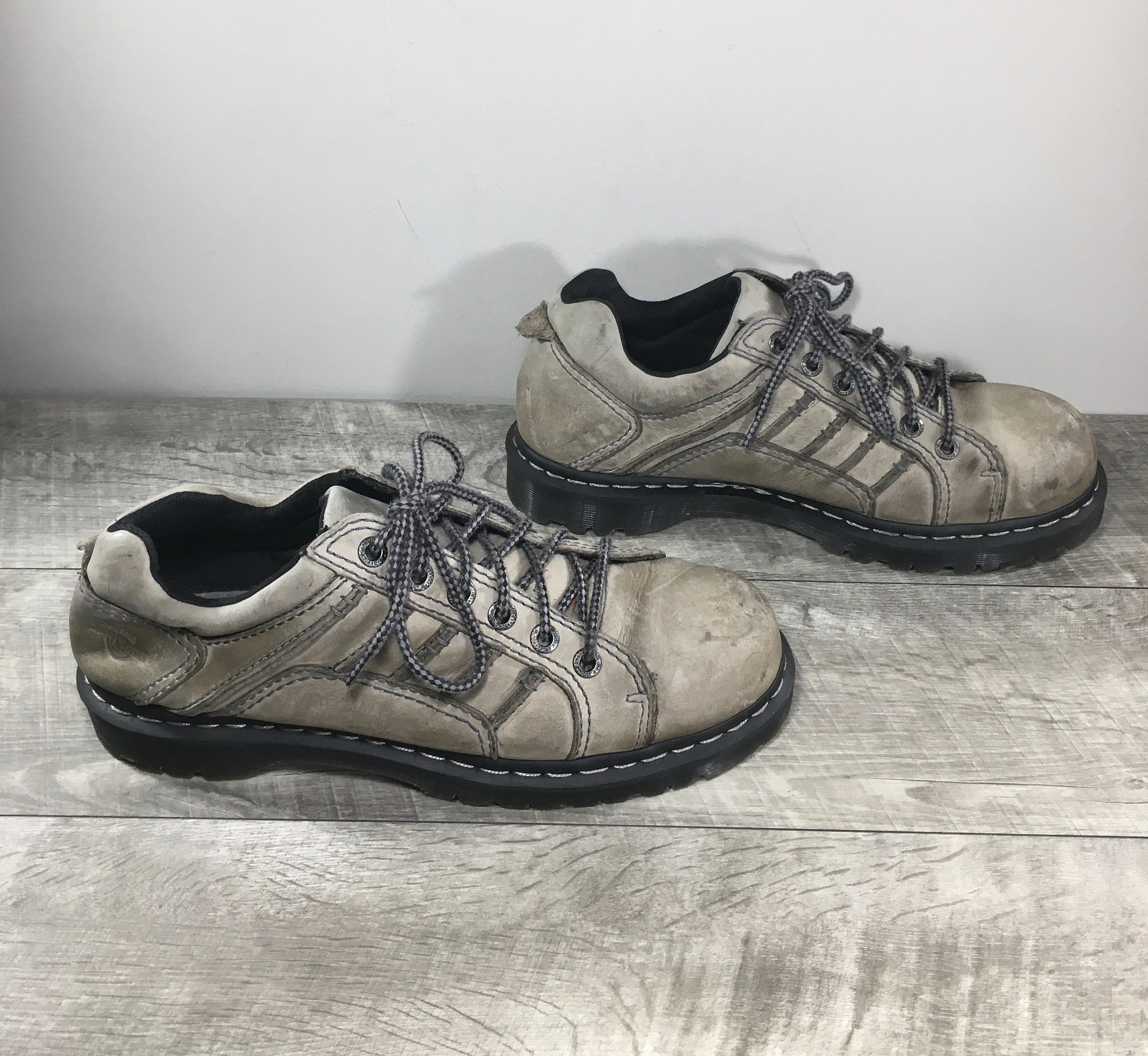 Dr martens keith brown hot sale