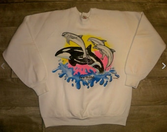 Vintage Sea World Shamu Whale Dolphins Ocean Sweatshirt Pullover Jumper Crewneck Size Large Made in USA