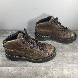 Dr. Martens Air Wair Womens 8287 Doc Vintage Chunky Grizzly Leather Combat Soft Toe Boots Size UK 5 US 7 Made in England