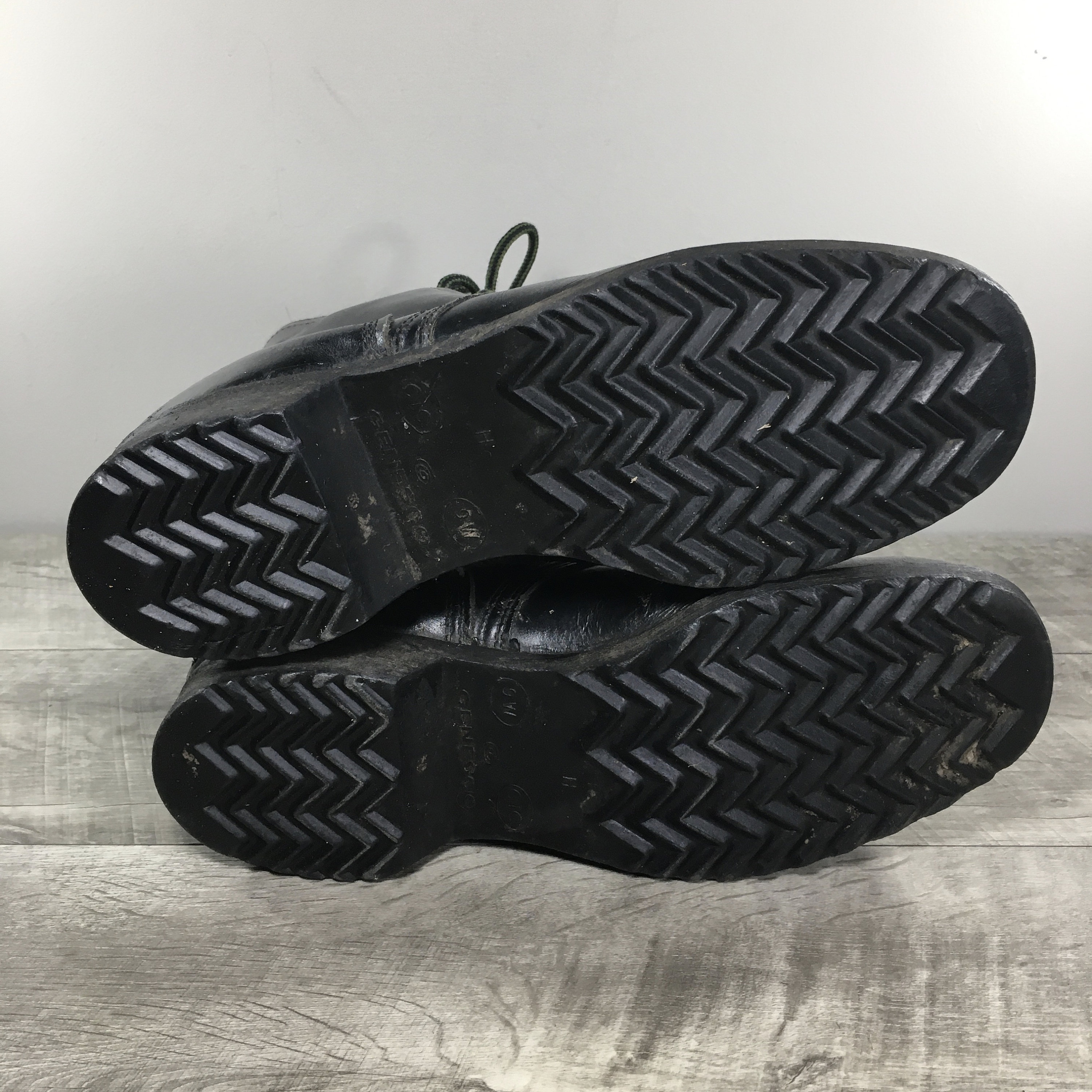 Vietnam War Era 5-76 Military Soft Toe Boots Leather Combat  display picture 2