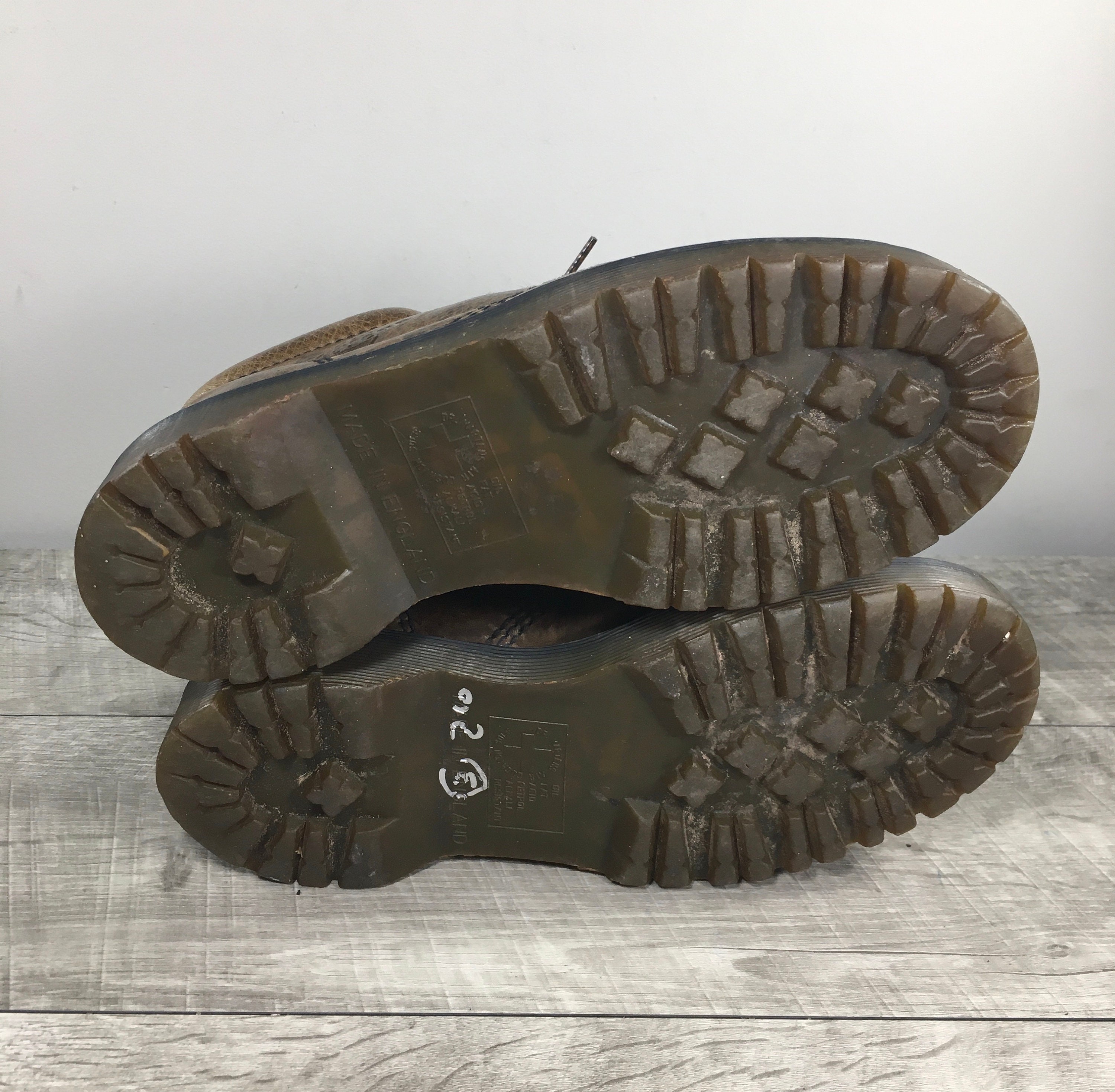 Dr. Martens Air Wair Men 8287 Doc Chunky Grizzly Leather  display picture 1