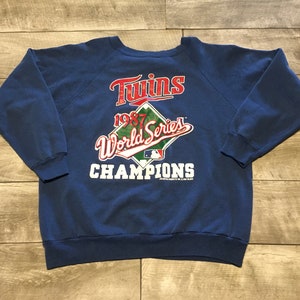 Vintage 1987 MINNESOTA TWINS World Series Champion Sweatshirt Pullover Jumper 80s MLB Made in UsA Size Fits Medium