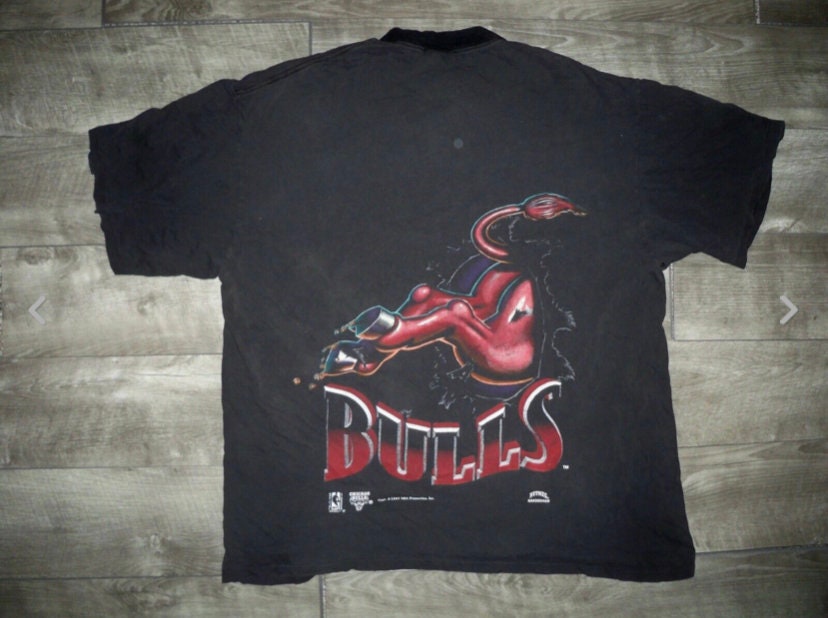 Vintage 90’s deadstock Chicago bulls nutmeg break through T-Shirt