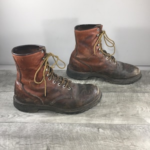 Red Wing Irish Setter Boots - Etsy Canada display picture 1