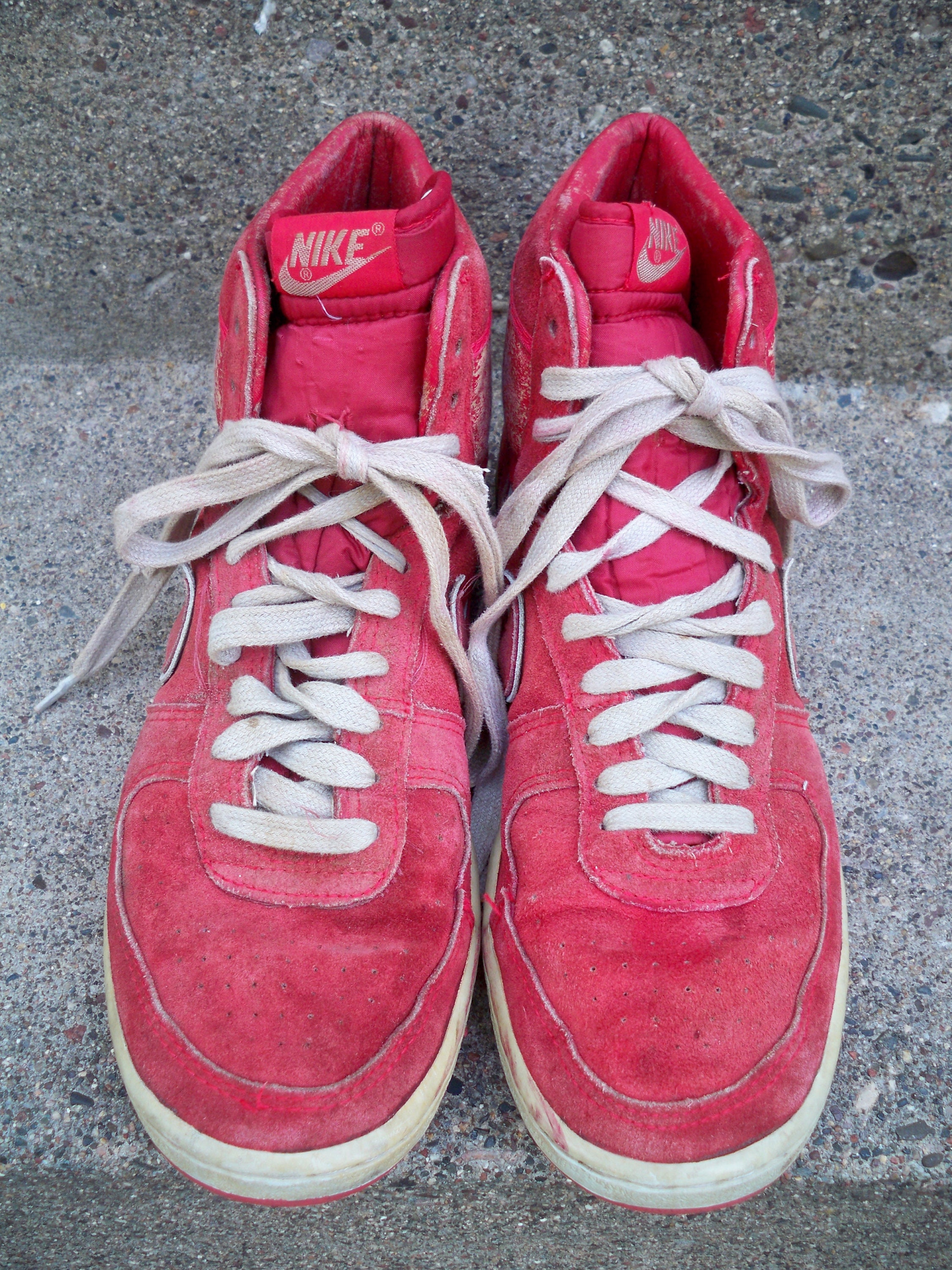 Vintage 1985 Nike Sky Force Hi Top Men's Trainers Sneakers Vintage 1985 Nike Sky Force Hi Top Men's Trainers Sneakers