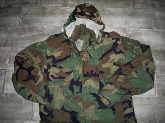 1980's Vintage US Army Camo Parka Cold Weather Jacket… - Gem