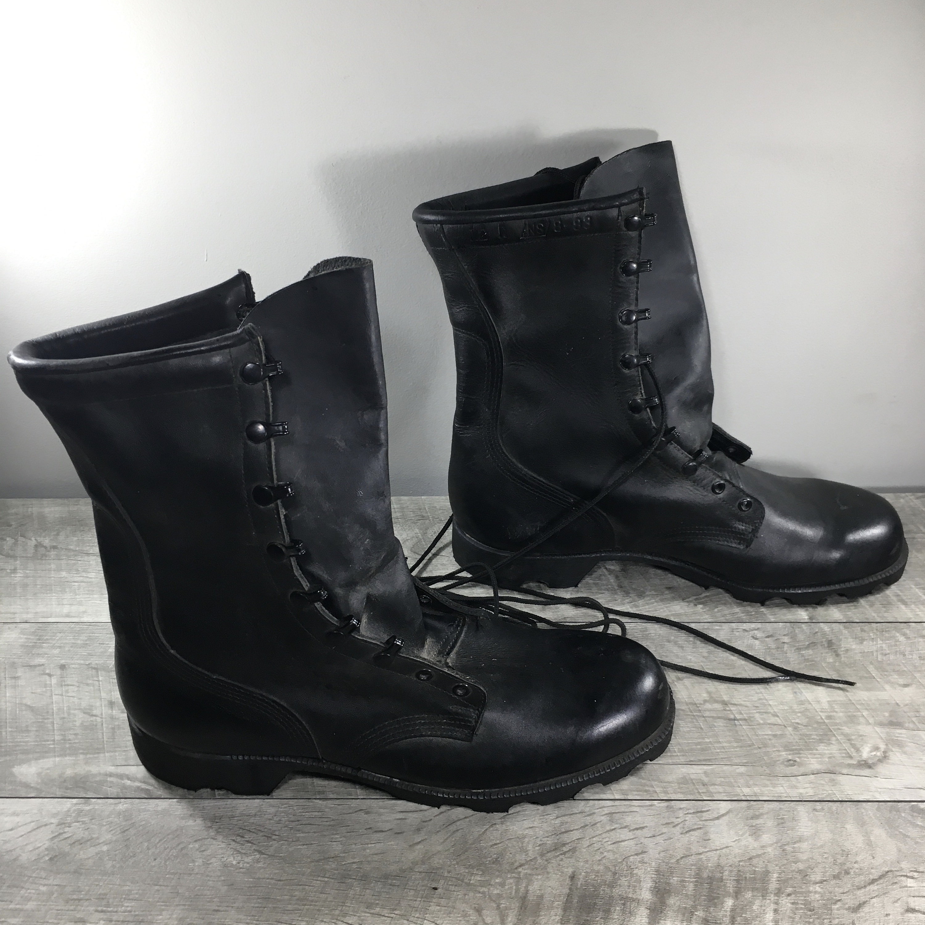 Vintage 90\'s Men\'s Combat Work Soft Toe Black Leather Motorcycle Biker Boots 9.5 Vintage 90 main image 2
