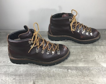 Mens Danner 30866 Mountain Light Soft Toe Combat Leather Hiking Hiker Boots Size 9 Extra Wide Made in USA