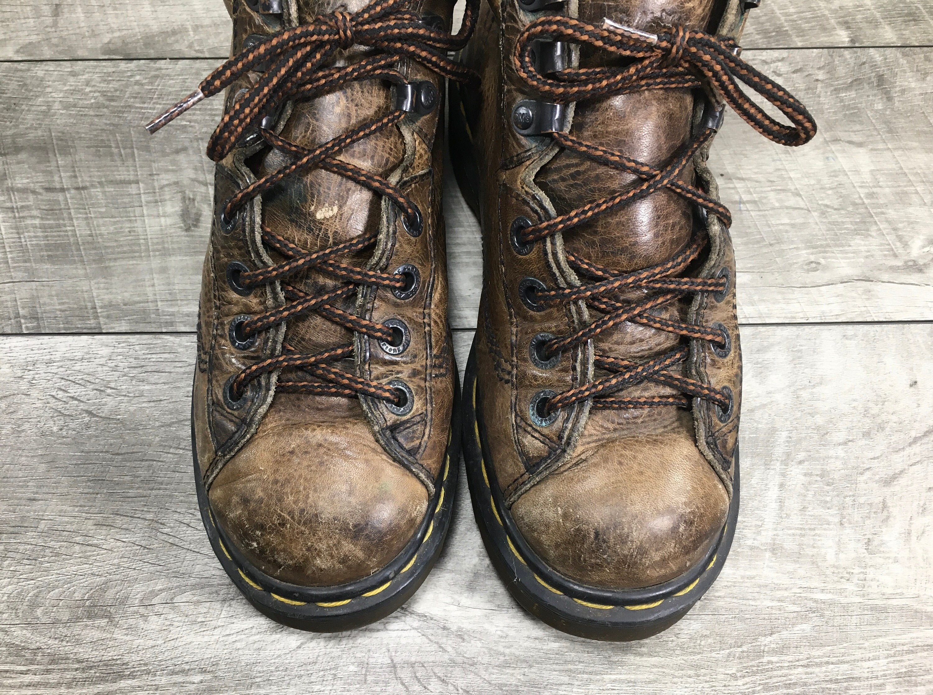 Dr. Martens Air Wair Men 8287 Doc Chunky Grizzly Leather 