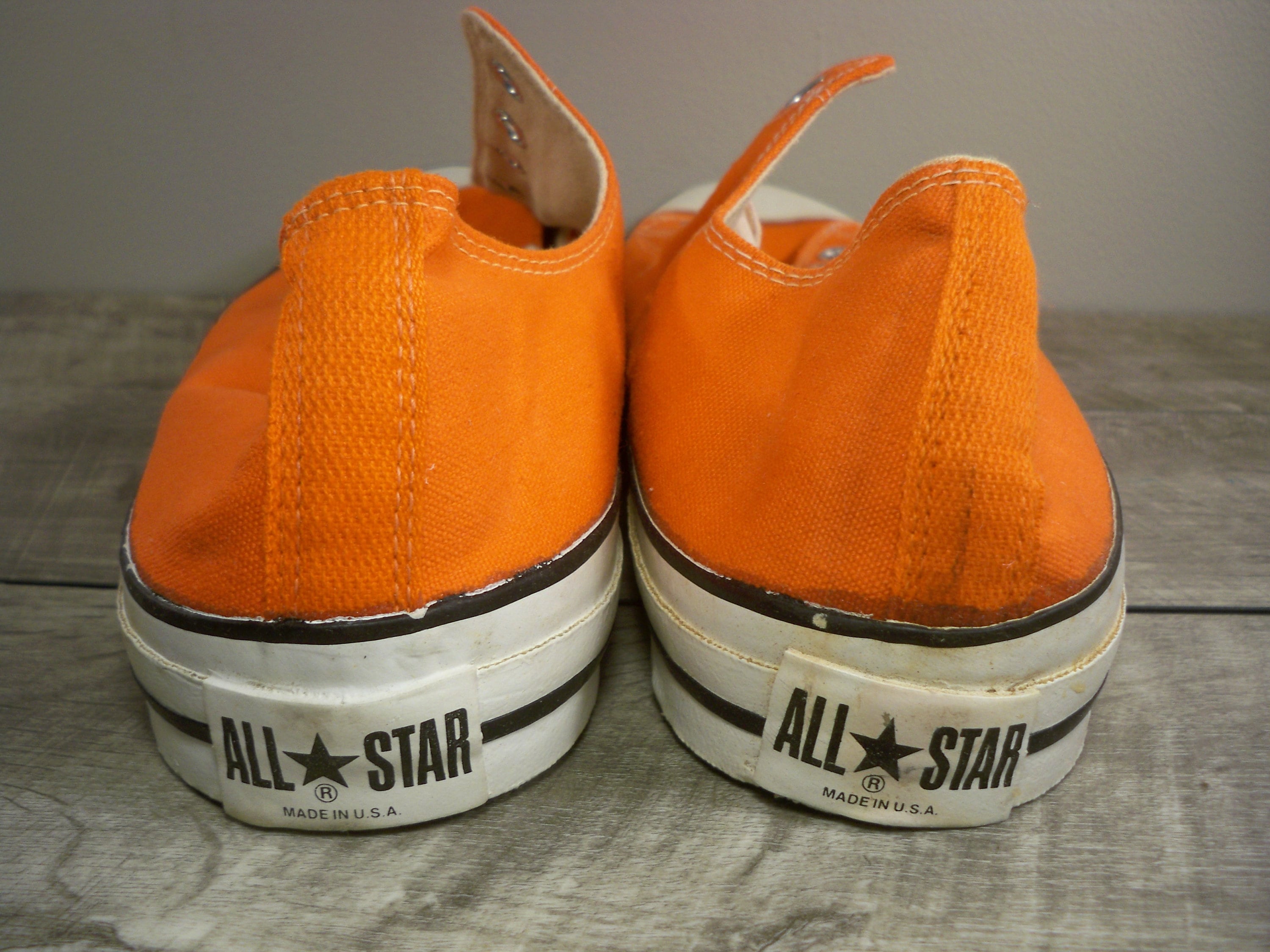 New Old Stock Vintage CONVERSE Chucks All Star Orange Canvas Low 