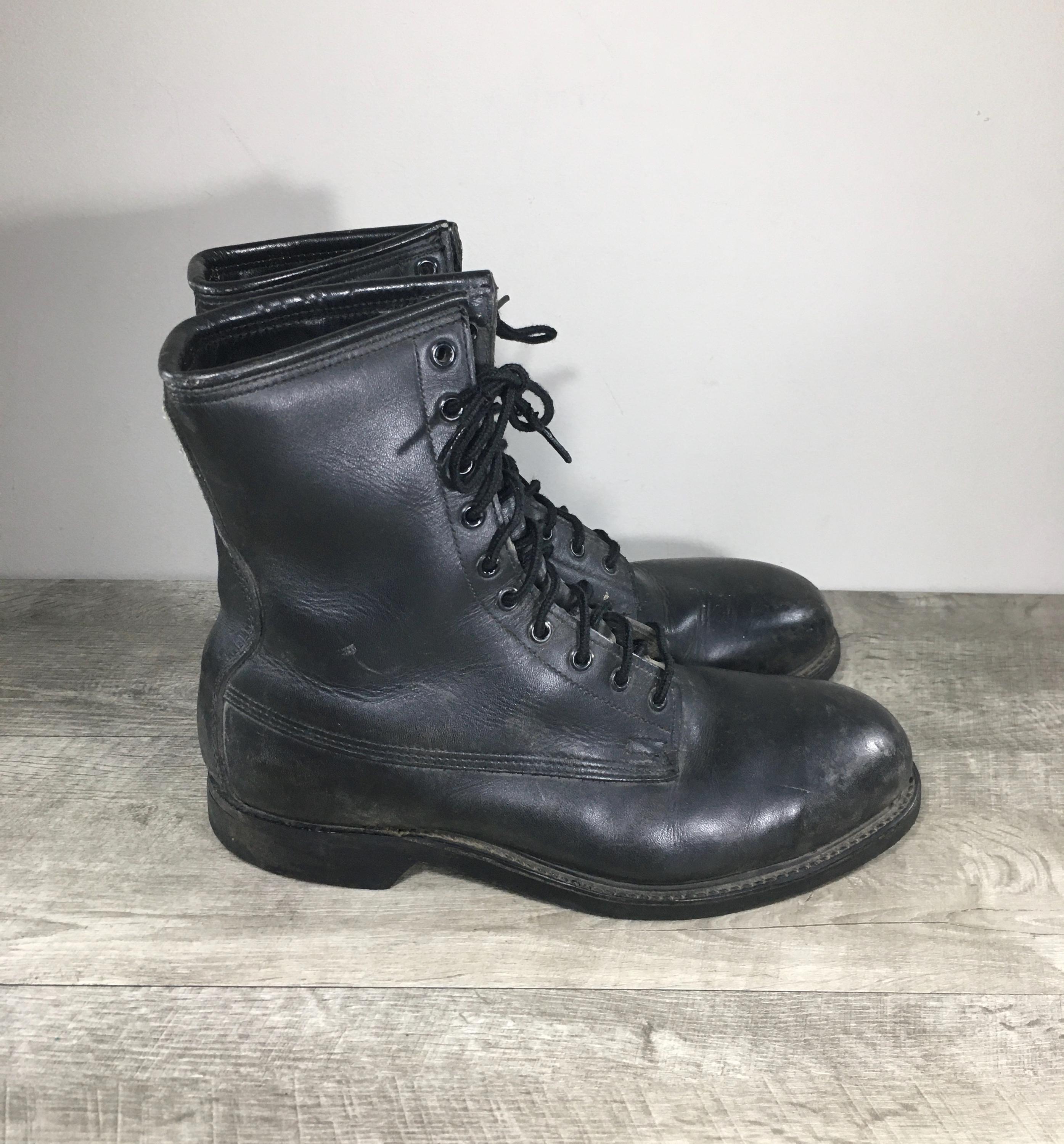 ヴィンテージ ブーツ Distressed Punk Biker Boots Vintage 80s Combat Mens Work Steel Toe Punk Grunge Goth Black