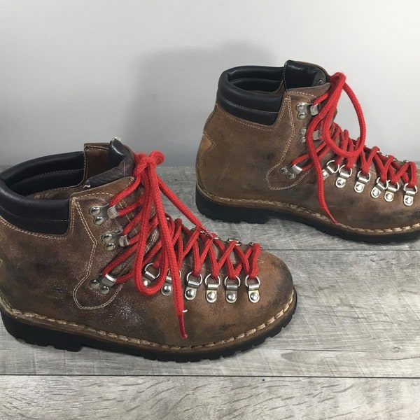 used womens hiking boots
