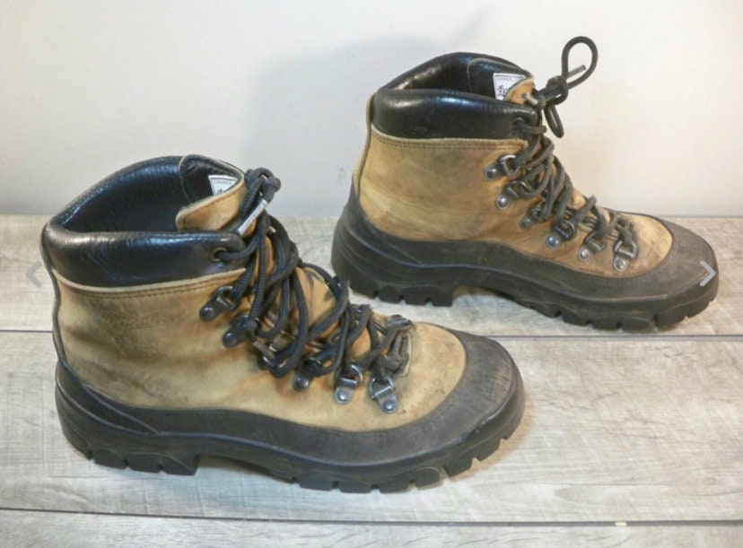 danner combat hiker