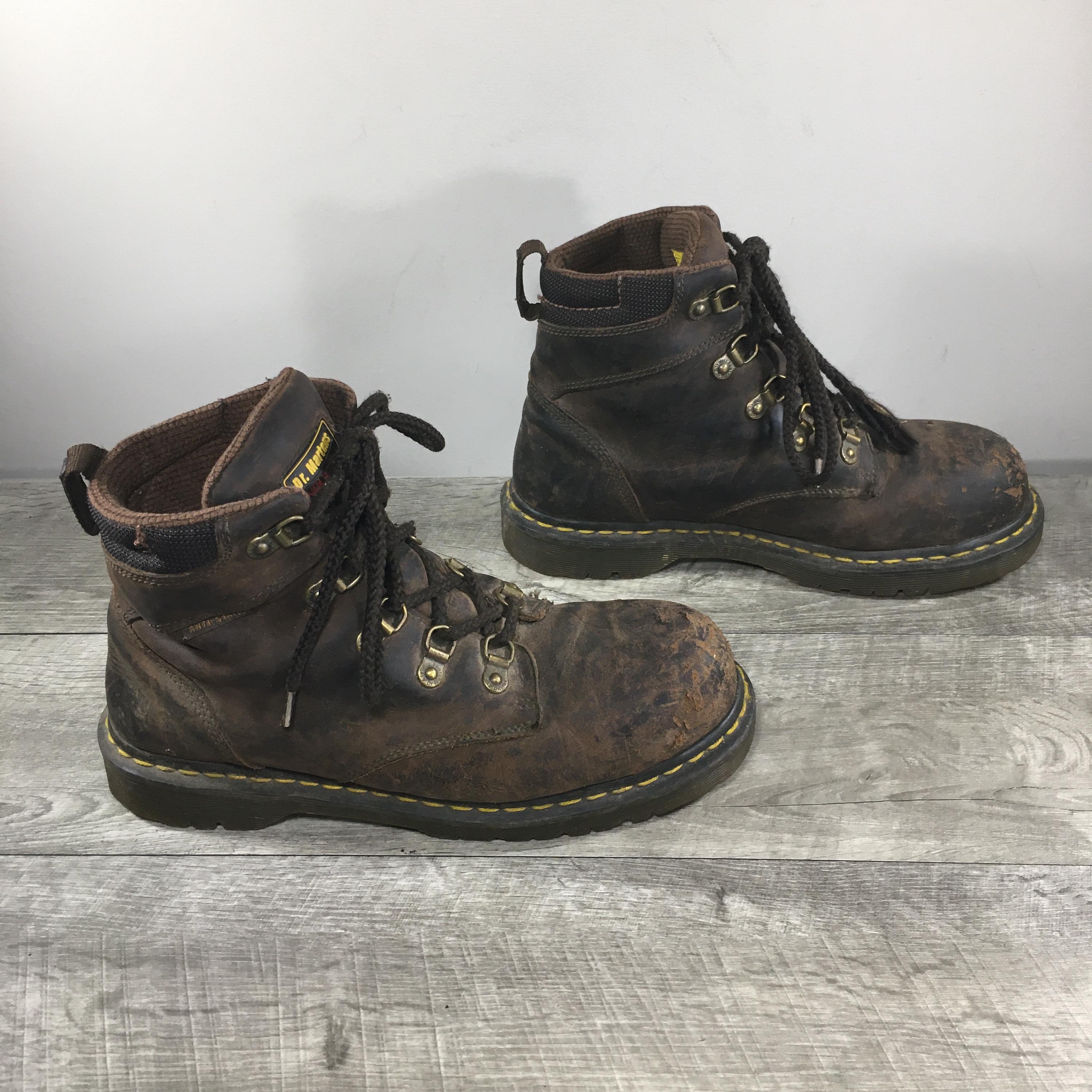 Brown dr martens - Etsy 日本