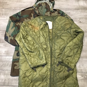 Vintage Alpha Industries US Army Camo Parka Cold Weather Jacket Military Size Medium Long Made in USA
