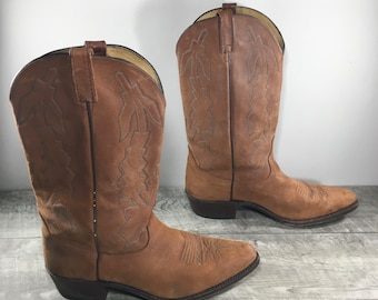 Botas vaqueras de cuero marrón estilo ranchero para hombre, marca Dan Post Marlboro, estilo vintage, fabricadas en EE. UU., talla 12.