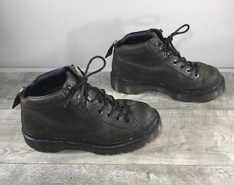 Vintage Dr. Martens Air Wair Womens 8287 Doc Vintage Chunky Grizzly Leather Combat Soft Toe Boots Size UK 6 US 8 Made in England