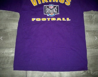 Vintage 90s Minnesota Vikings Football Pro Player Purple T-shirt