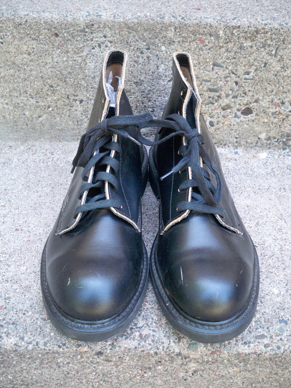 Dated 4-1973 Vintage Vietnam Combat WAR Trench Biker Work Men/'s Soft Toe Boots Made in USA Size 10 Wide