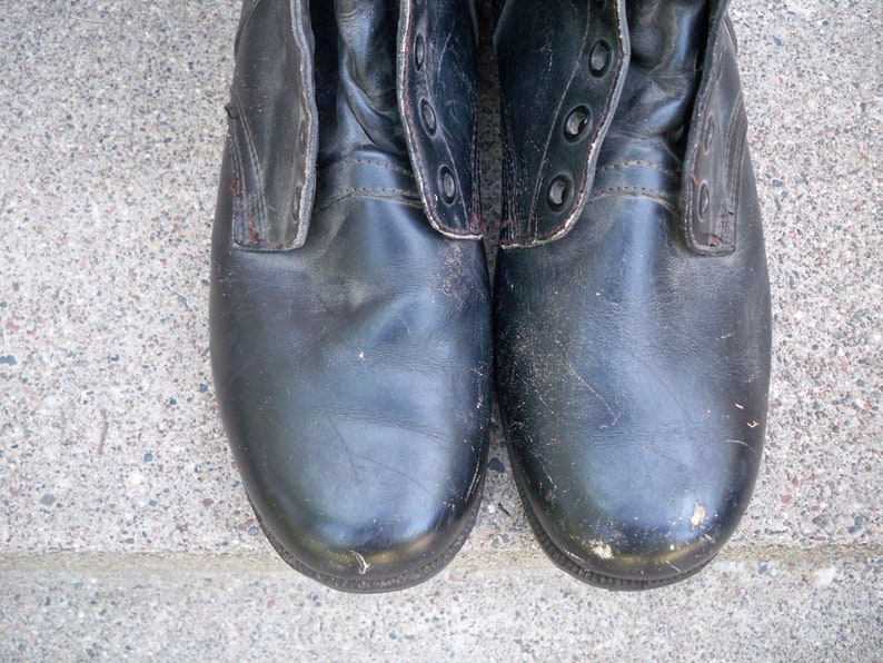 Dated 4-1973 Vintage Vietnam Combat WAR Trench Biker Work Men/'s Soft Toe Boots Made in USA Size 10 Wide