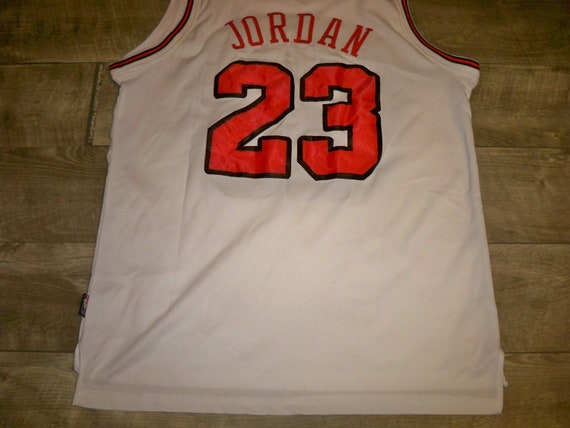 VERY RARE Vintage Nike NBA Michael Jordan Chicago Bulls GREEN