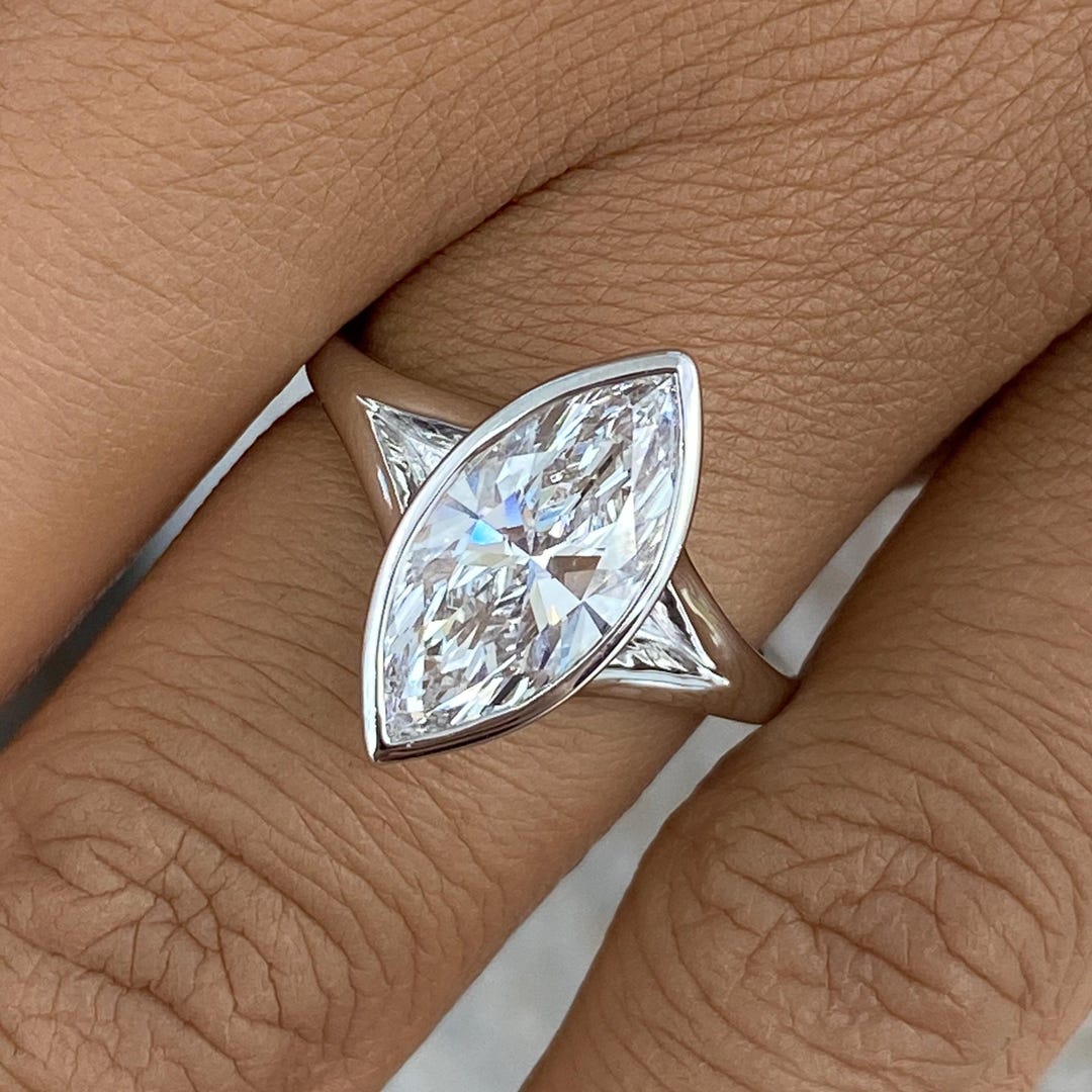 14K White Gold Marquise Cut Lab Created Diamond Ring, 2ct E/VVS2 IGI ...