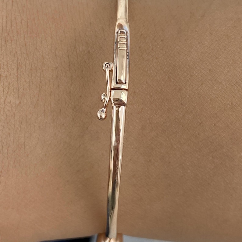 1ct TCW Diamond Bangle Bracelet In 14k Solid Gold; Flawless E/VVS1 IGI Certified LGD lab-grown Diamonds; Solitaire Diamond Bracelet