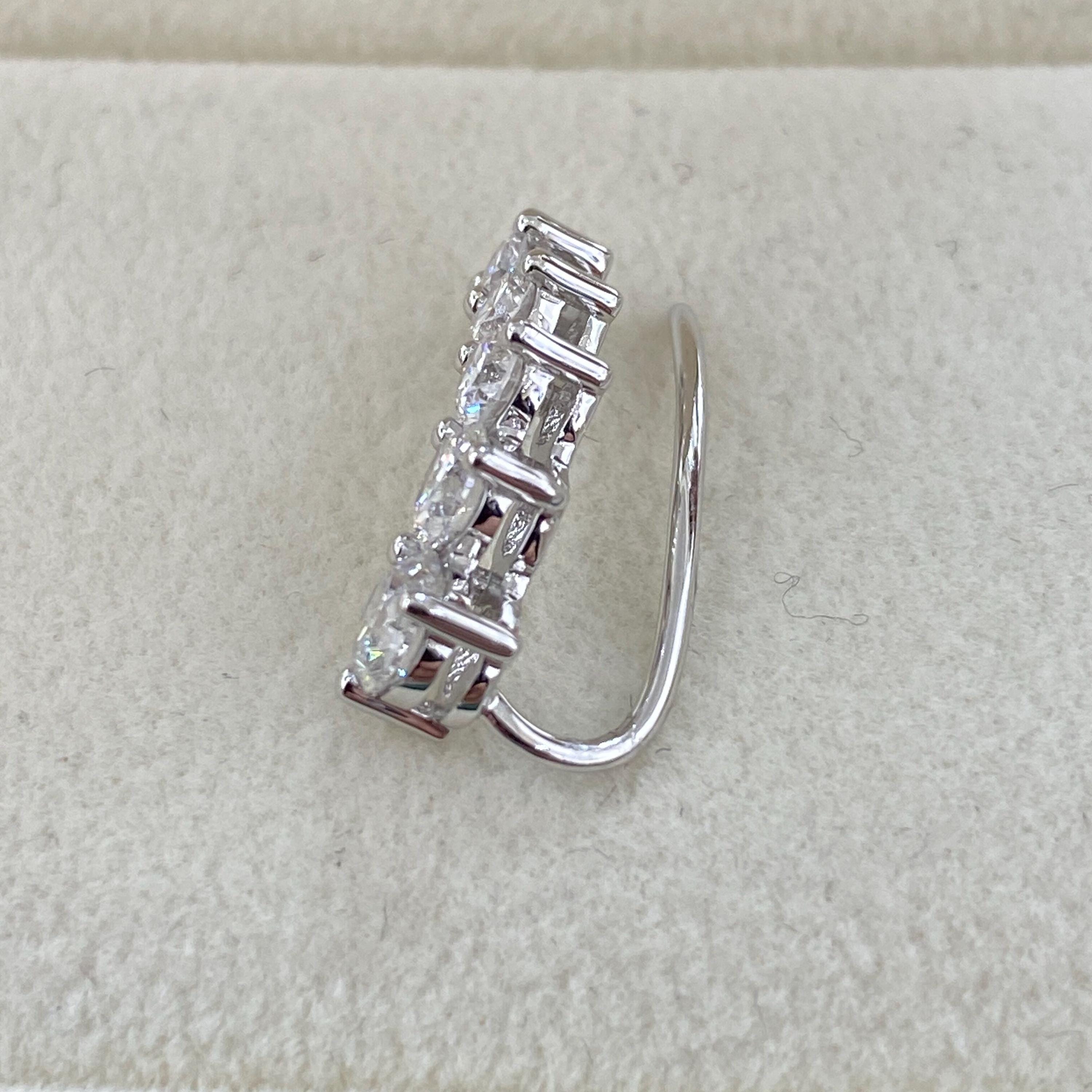 Orecchini Climber In Oro Giallo 14k – Tubo Curvo Con Taglio Diamante – Finitura Lucida, 1.2 Gr
