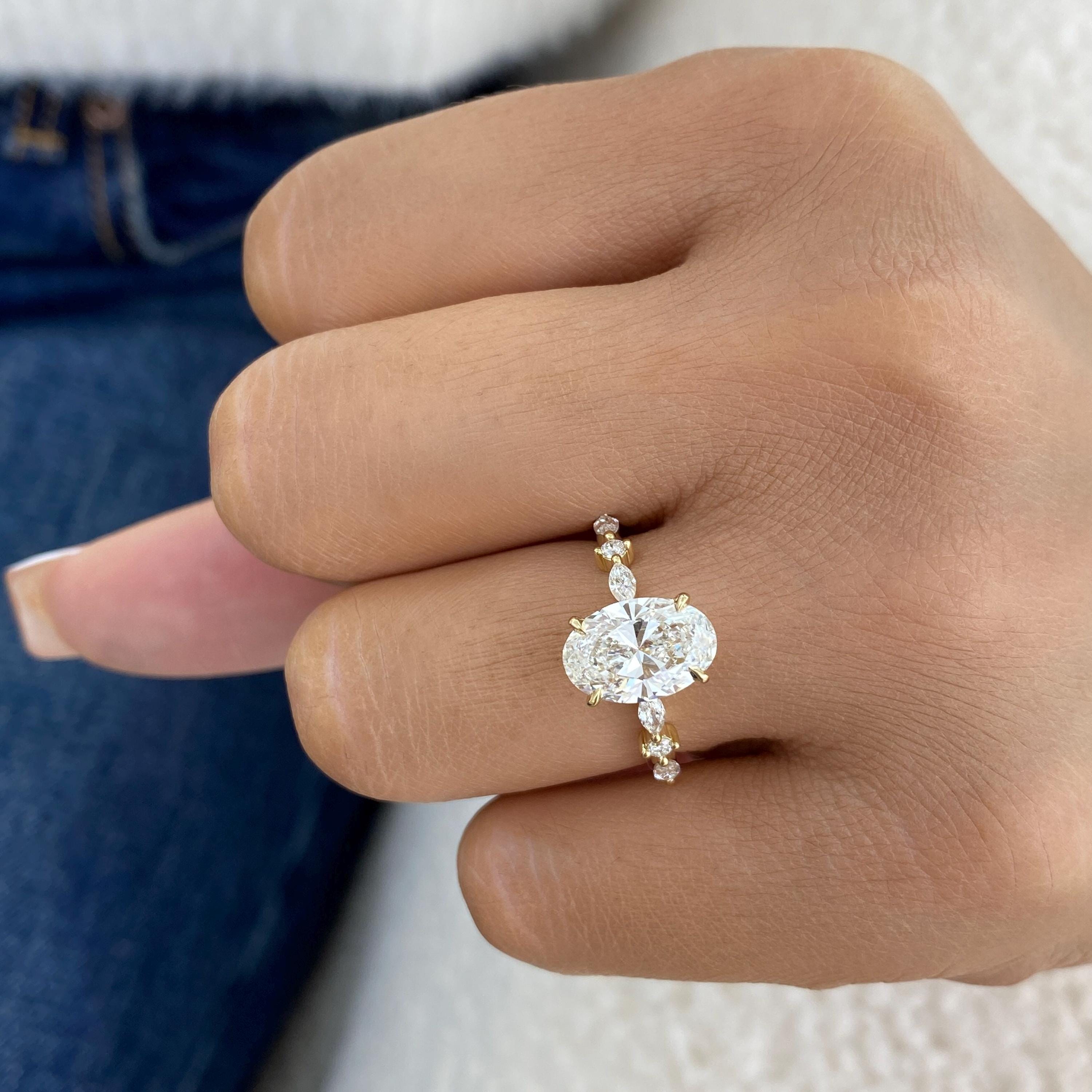 14K Yellow Gold Oval Cut Lab Created Diamond Ring, 2.3ct E/VVS2 IGI ...