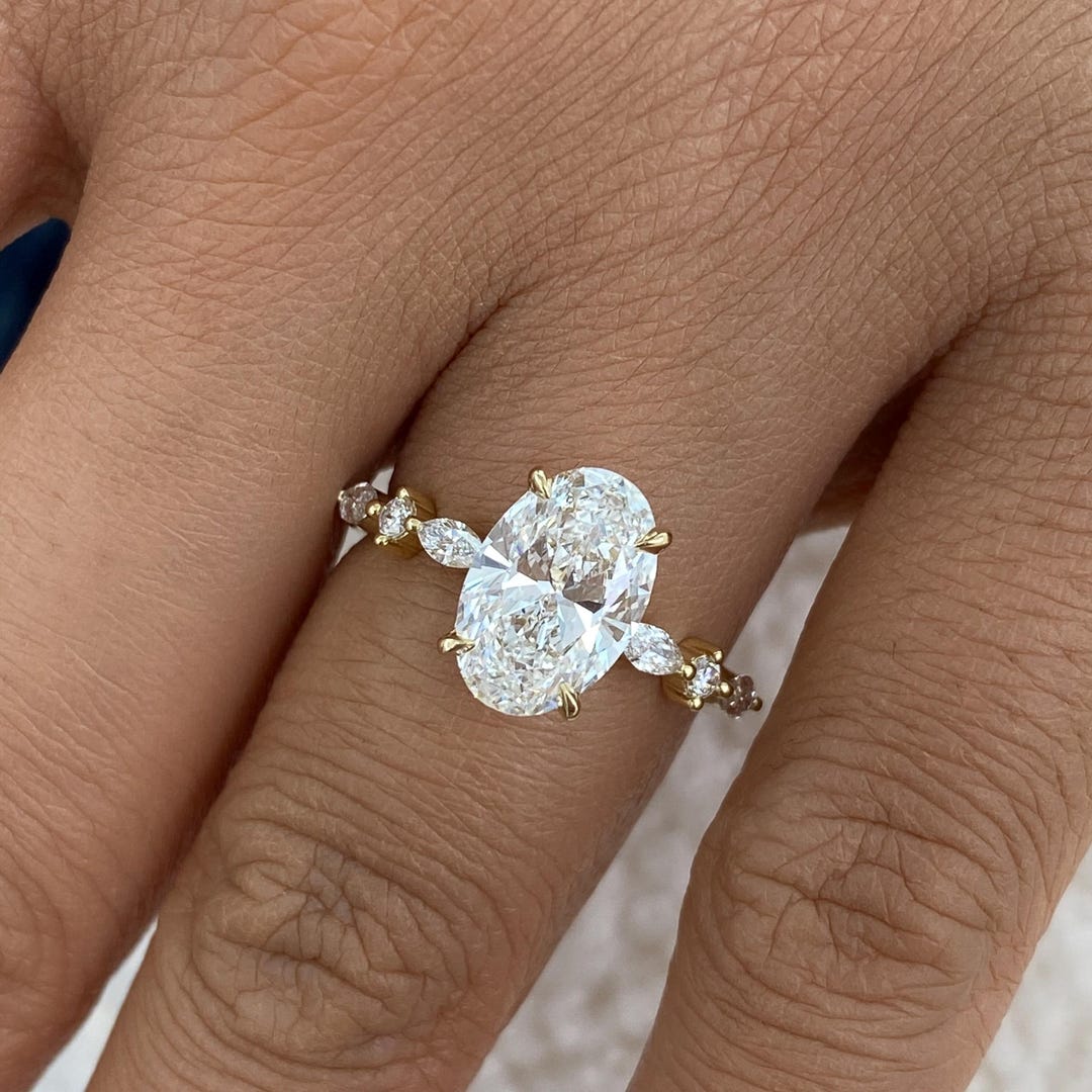 14K Yellow Gold Oval Cut Lab Created Diamond Ring, 2.3ct E/VVS2 IGI ...