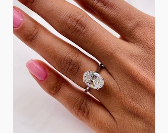Anello di fidanzamento ovale con diamante da 2,6 ct, oro 14 carati, solitario con diamanti di contorno, diamanti creati in laboratorio, certificazione E/VVS2 IGI.