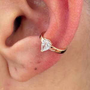 Luxurious 14K Rose Gold Cuff Single Earring with Lab-Created Diamonds - Expertly Handcrafted 0.29 Ct E/VS1 Pear Cut, Gift for Her