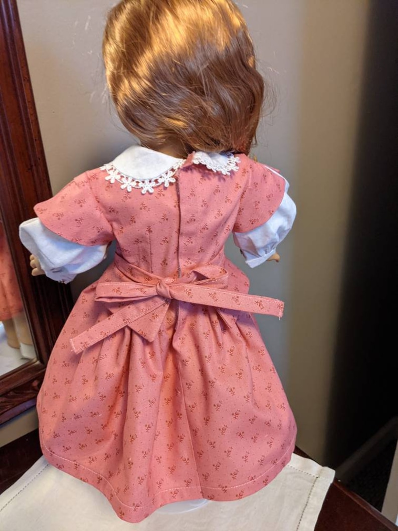 Pretty in pink school dress for the 1800/'s