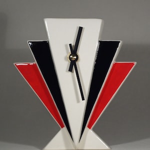 Echo of Deco British Art Pottery Art Deco Inspired Manhattan Mantel Clock