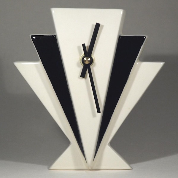 Echo of Deco British Art Pottery Art Deco Inspired Manhattan Mantel Clock
