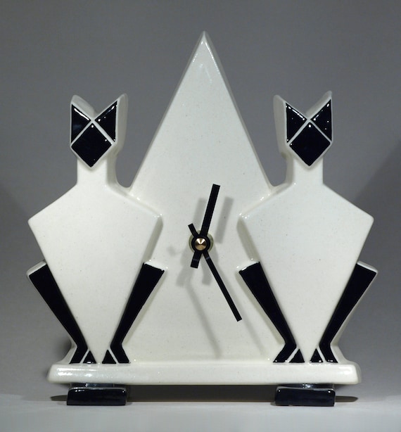 Echo of Deco Art Deco Inspired Cat Pyramid Mantel Clock