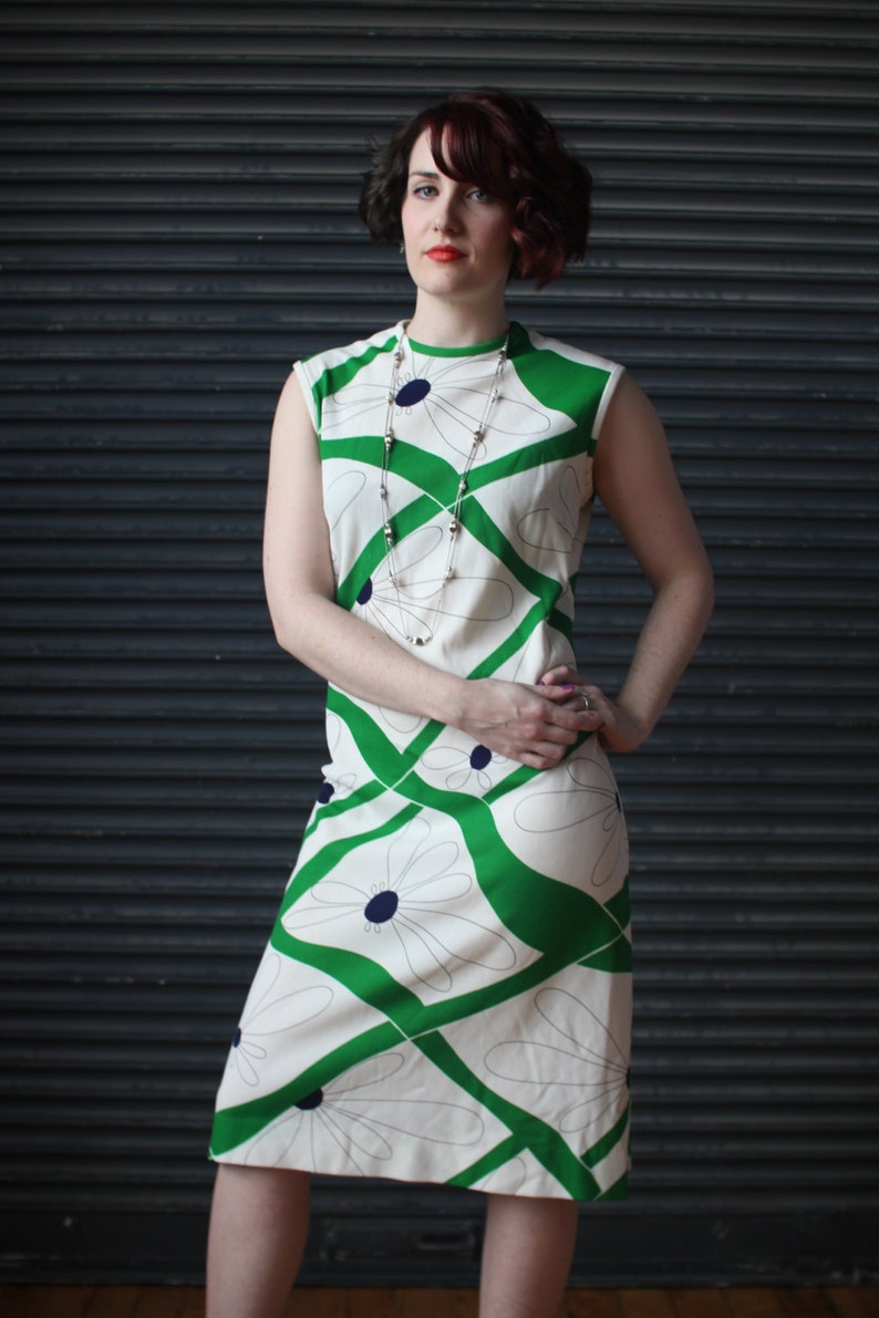 Vintage sleeveless jersey dress in green and white psychedelic floral print, 1970s image 2