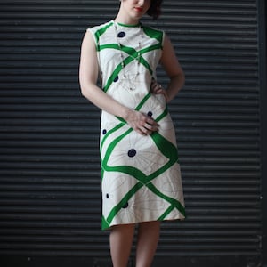 Vintage sleeveless jersey dress in green and white psychedelic floral print, 1970s image 1