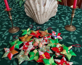 5 ręcznie robionych ozdób choinkowych w kształcie gwiazdek – japońskie antyczne tkaniny kimonowe