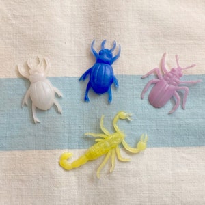 Bug Toys, Tiny Insects, Tiny Bugs, Plastic bugs, set of 4