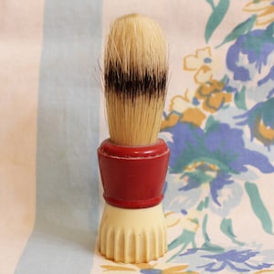 Shaving Brush, Rex Shaving Brush, Red shaving brush, Bakelite shaving brush, 1940s