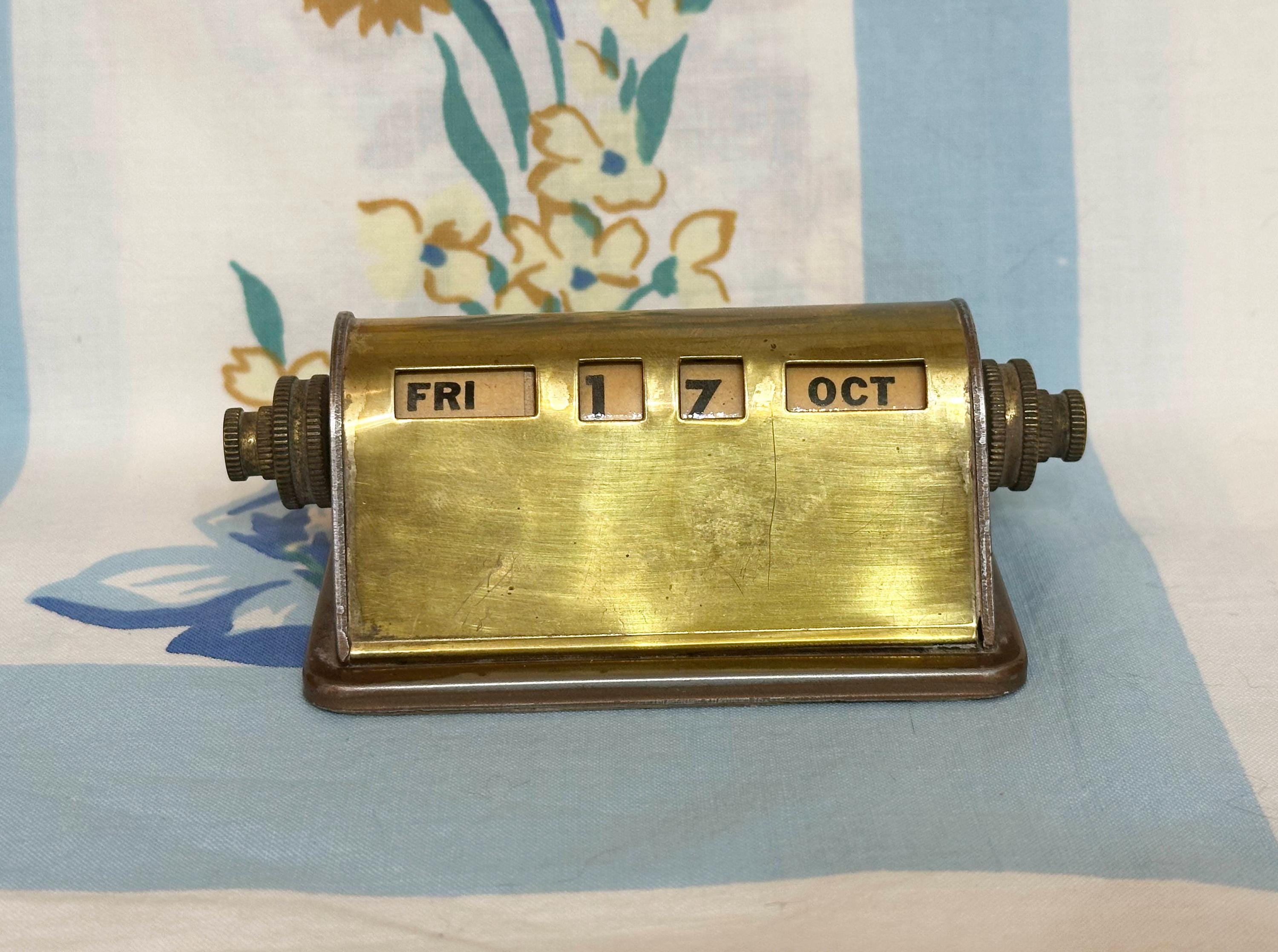 Park Sherman Brass Desk Top Perpetual Calendar パークシャーマン 卓上 カレンダー ビンテージ USA 真鍮 インダストリアル アンティーク Park Sherman Co. Brass Desk Calendar, Mid-20th Century in United