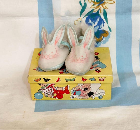 Bunny Slippers, Infant bunny crib shoes, baby bunny slippers, 1940s