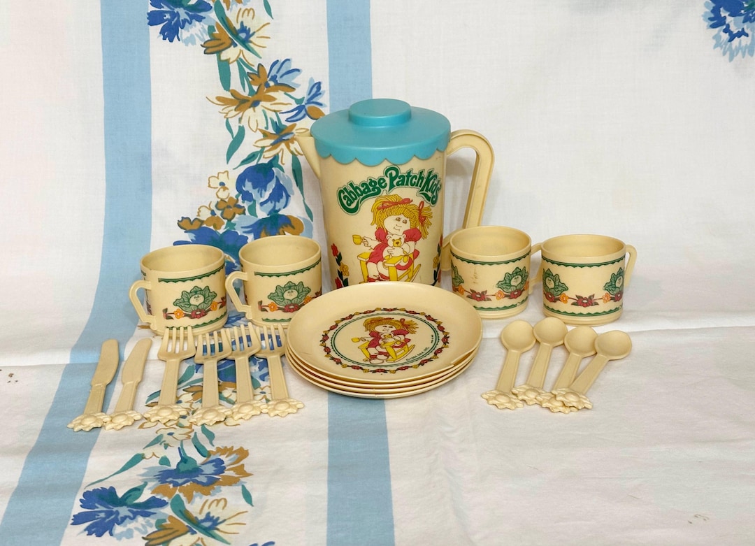 Cabbage Patch Table Cabbage Patch Kids Dishes, Cabbage Patch Tea Set, Plastic Toy Dishes ...