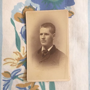 Blind Boy Photo, cabinet Card, vintage photo